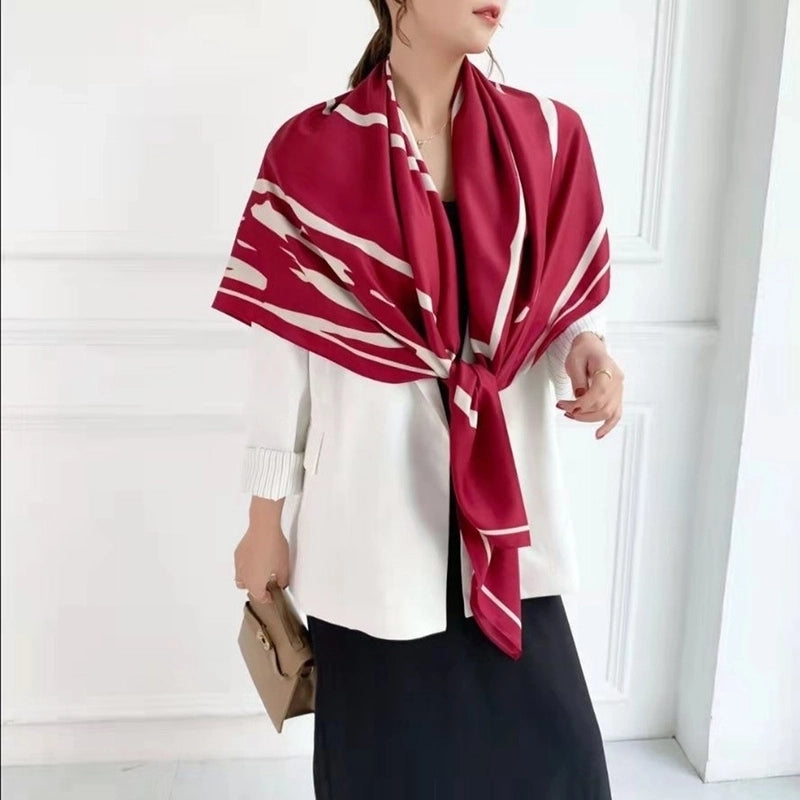 Women's Elegant Minimalist Plant Polyester Silk Scarf