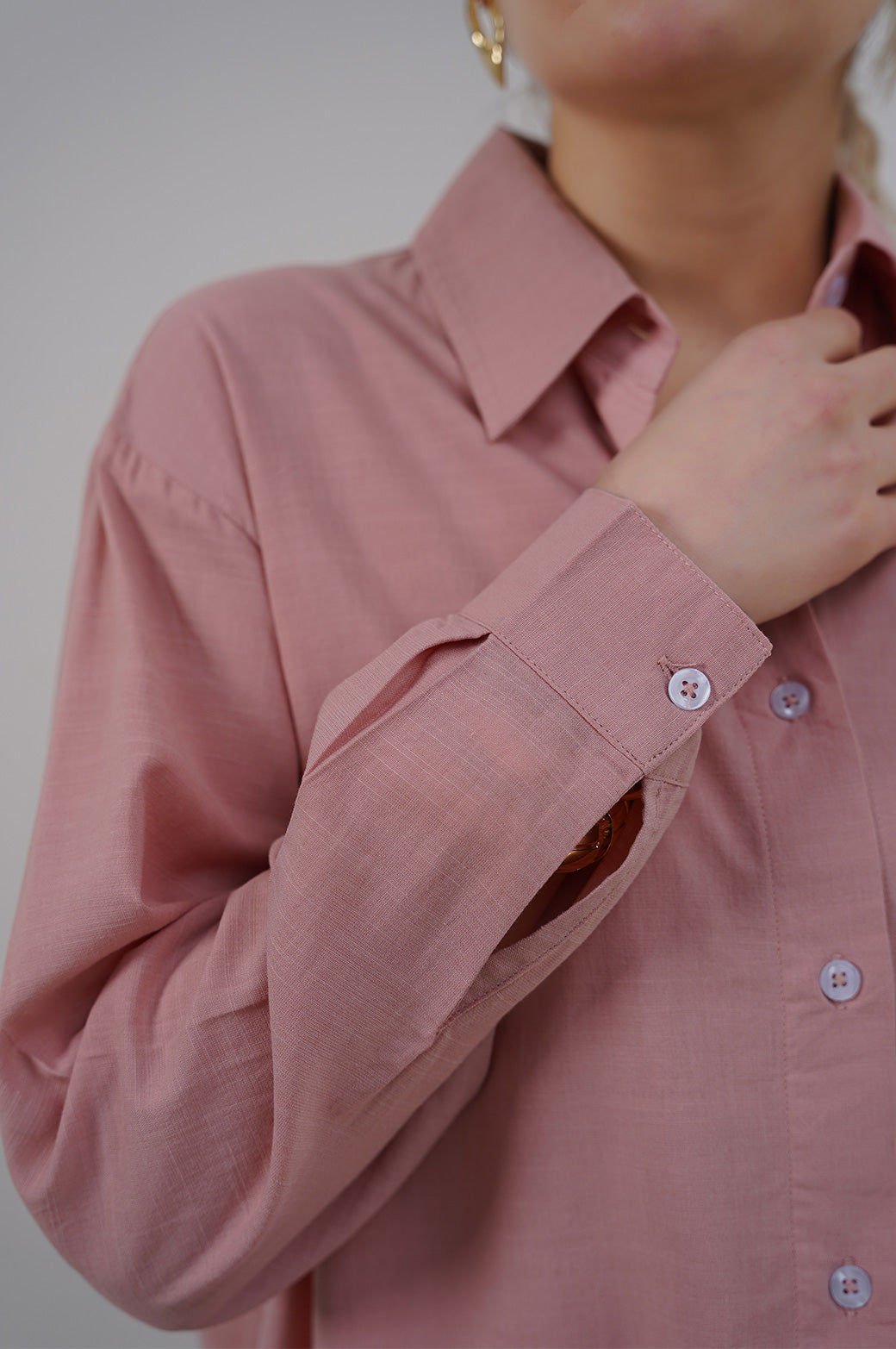 BUTTON DOWN SHIRT