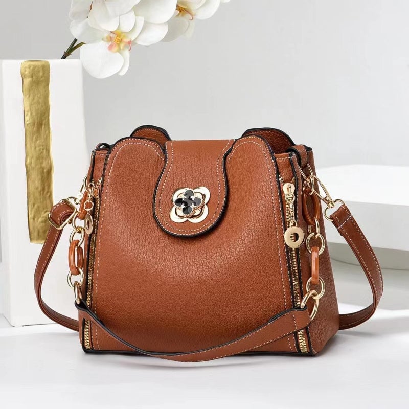 🔥2025 Hot Sale🔥Women's Stylish Multi Pocket Shoulder Bag
