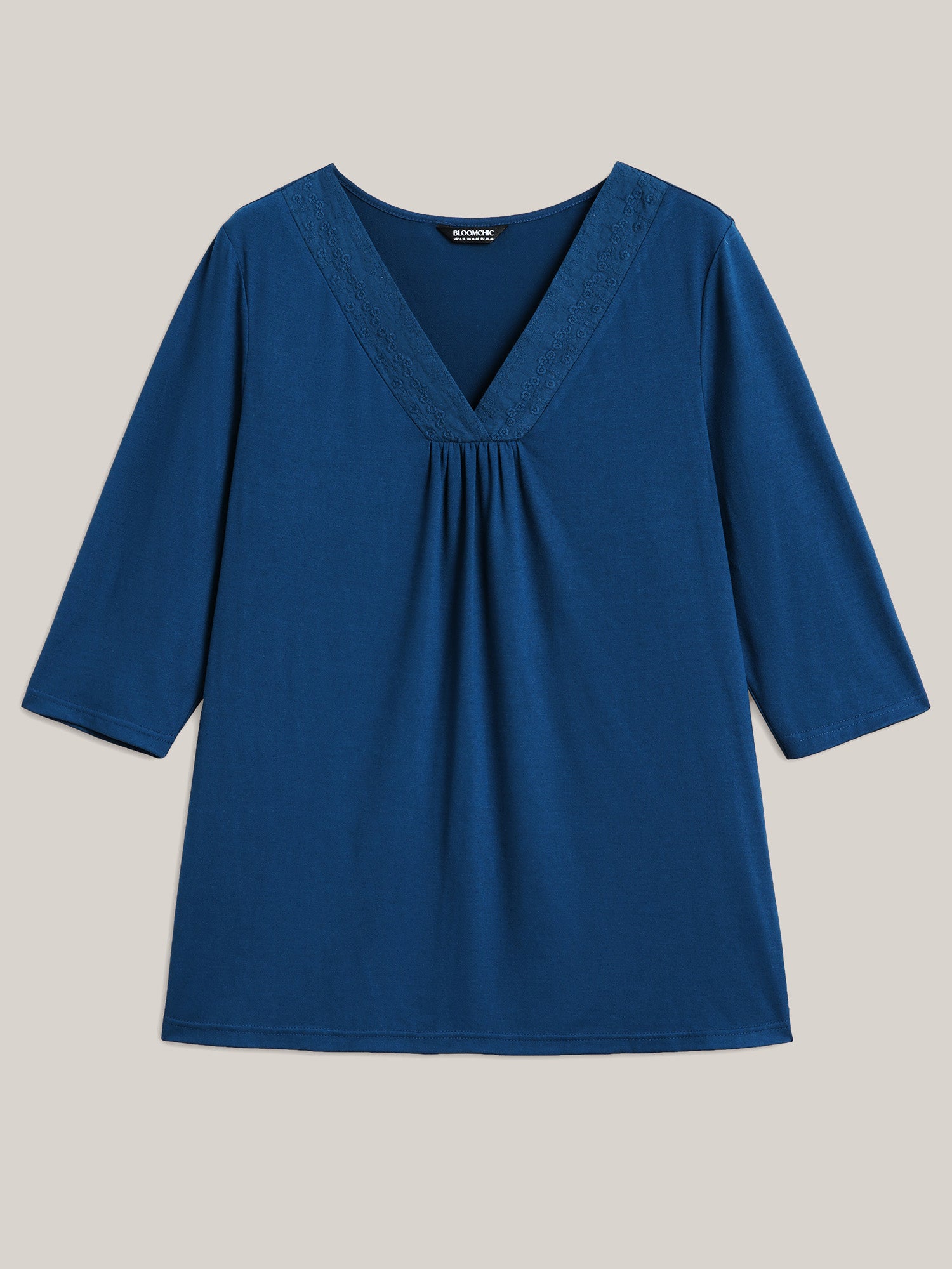 V Neck Embroidered Patchwork Gathered T-shirt