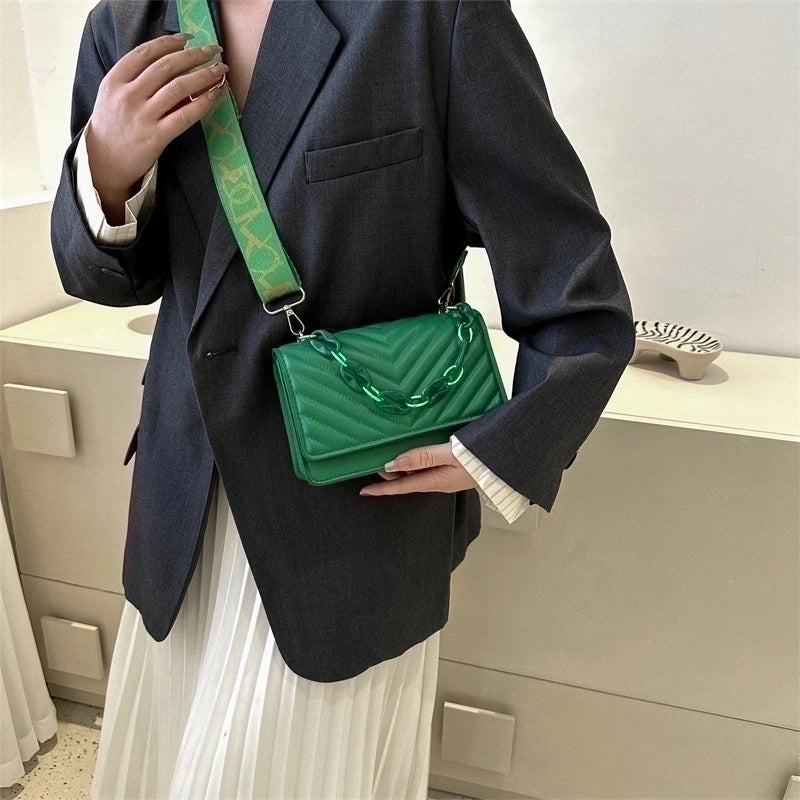 Women's Small Pu Leather Solid Color Streetwear Square Lock Clasp Crossbody Bag