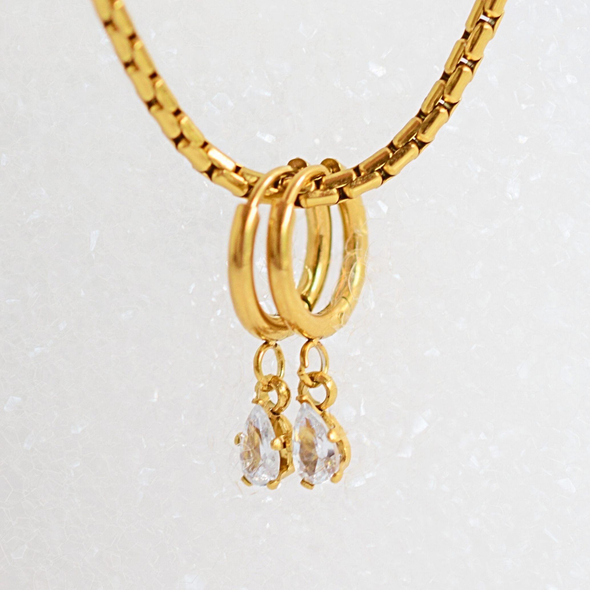 Dangled tear drop diamond style hoops - Gold