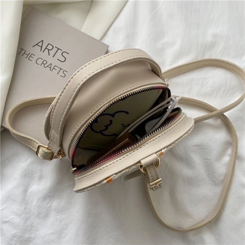 Women's Small All Seasons Straw Fashion Circle Bag