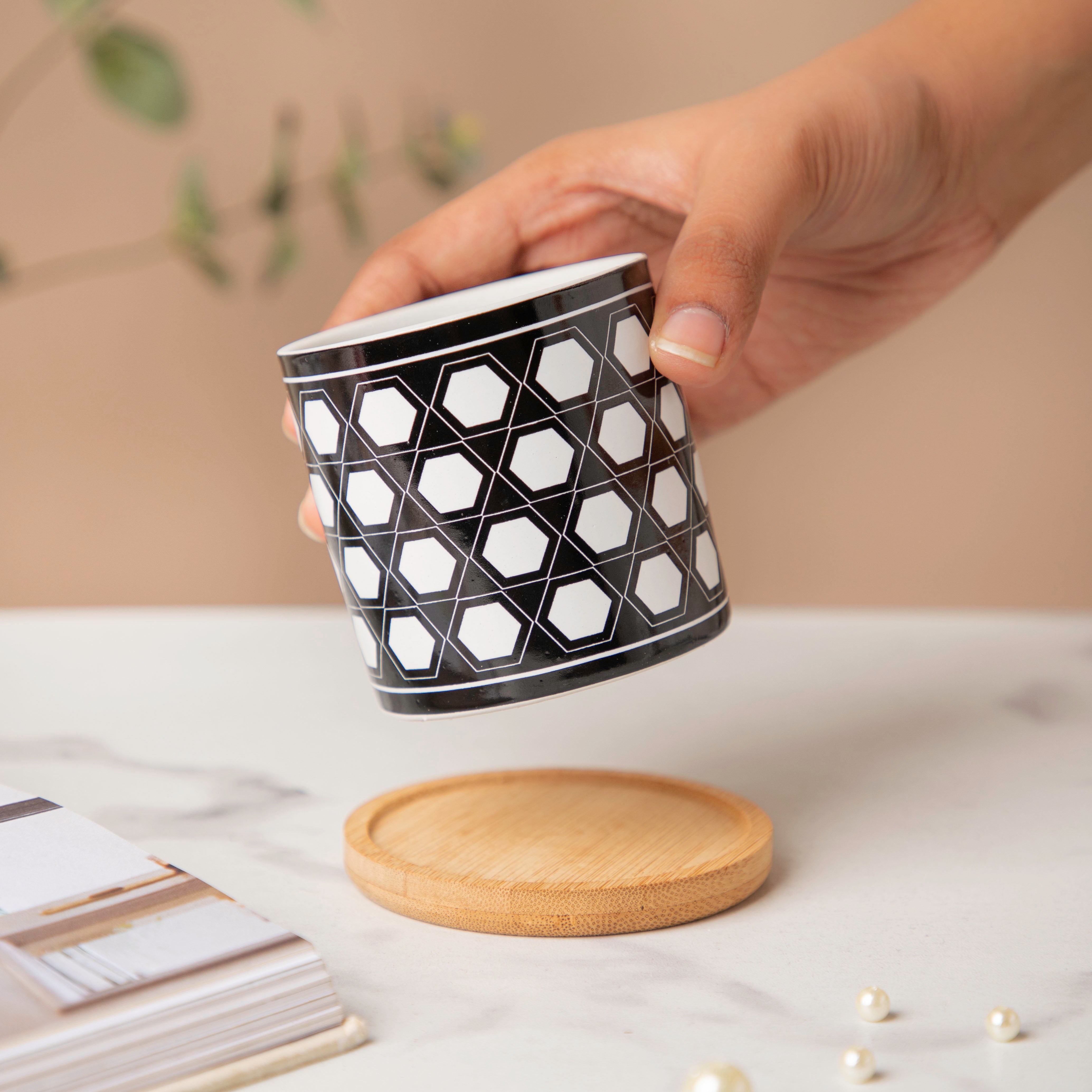 Twyla Hive Black White Planter With Wooden Coaster