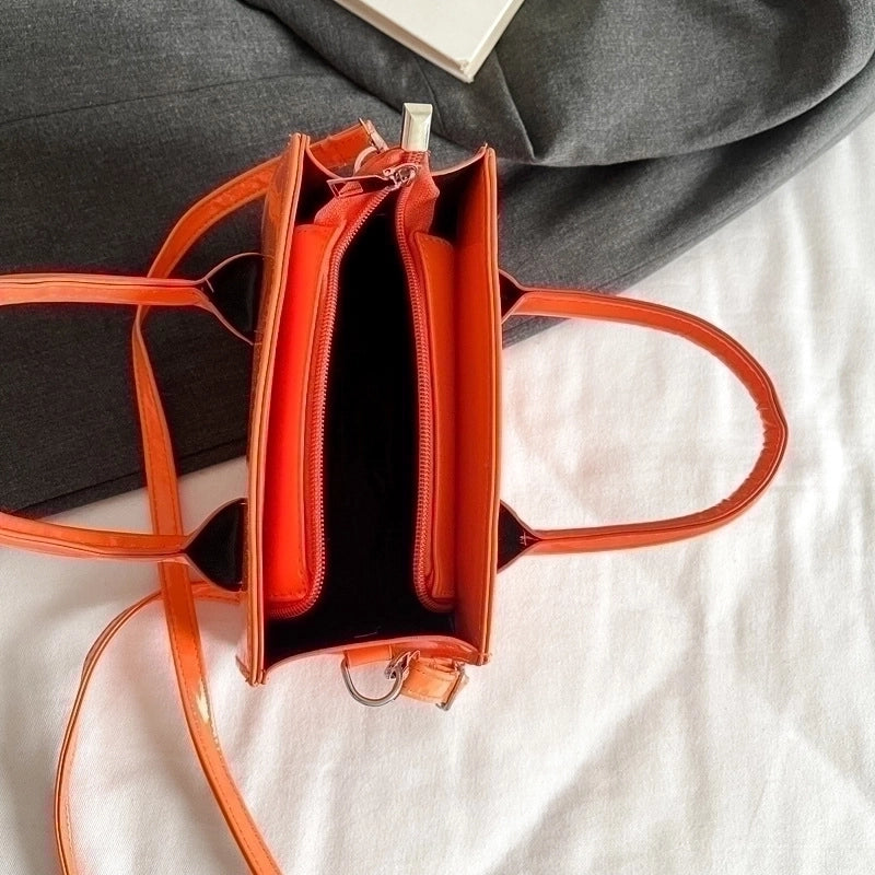 Women's Pu Leather Solid Color Elegant Square Zipper Square Bag