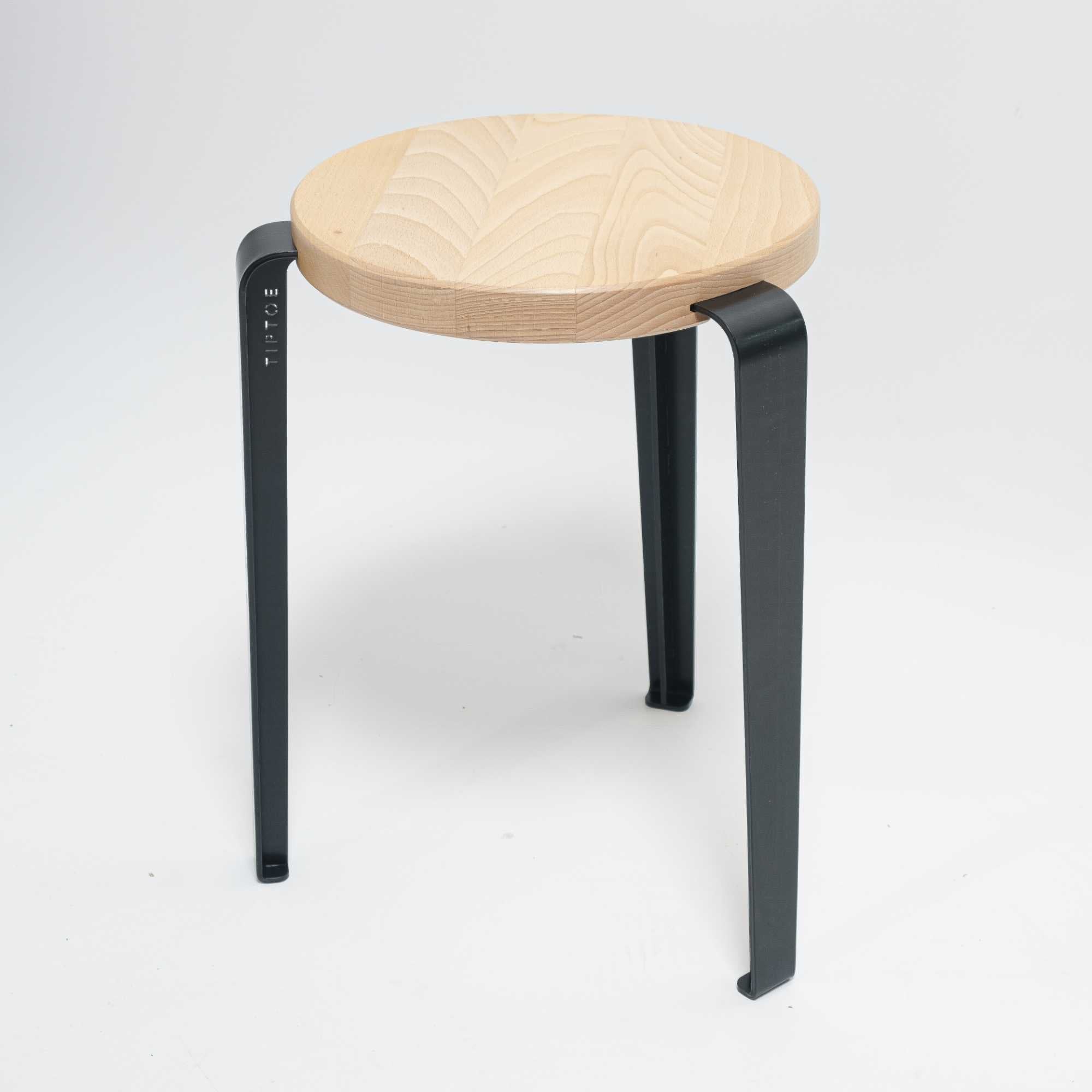 refurbished | Tiptoe LOU Stool. Black/Beech