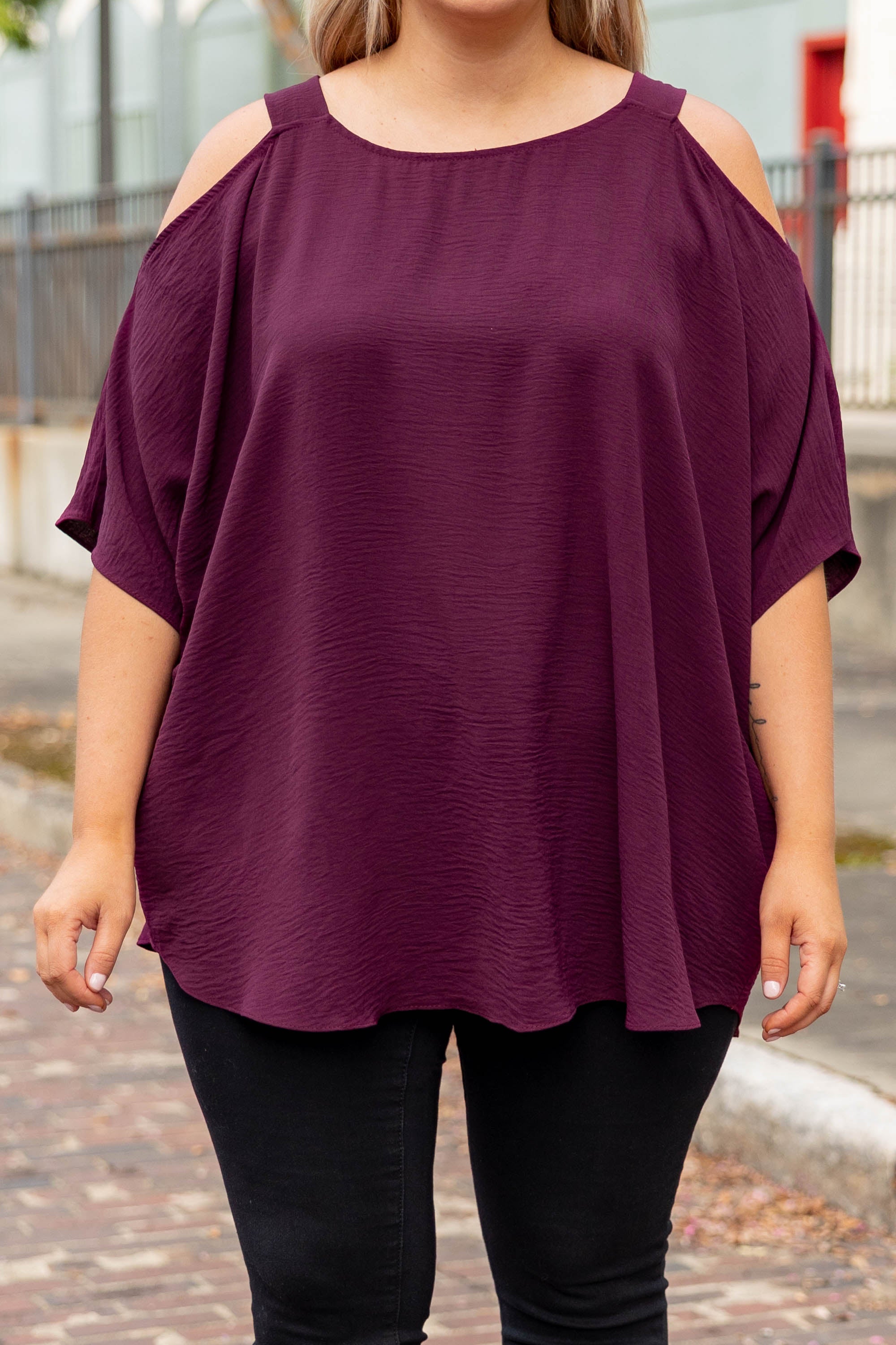 Summertime Magic Top. Burgundy