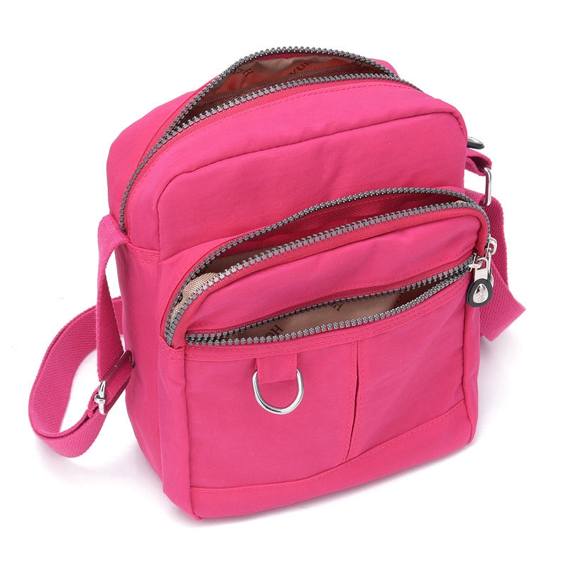 Women's Medium Nylon Solid Color Classic Style Square Zipper Shoulder Bag