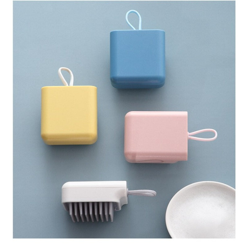 Dog Shampoo Brush