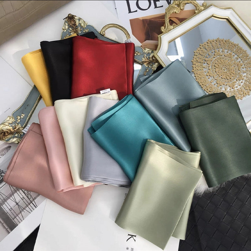 Women's Minimalist Classic Style Color Block Silk Silk Scarf