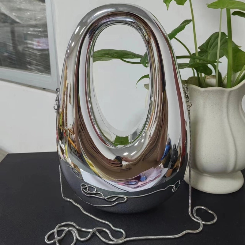 Women's Medium PVC Geometric Solid Color Streetwear Oval Magnetic Buckle Bucket Bag