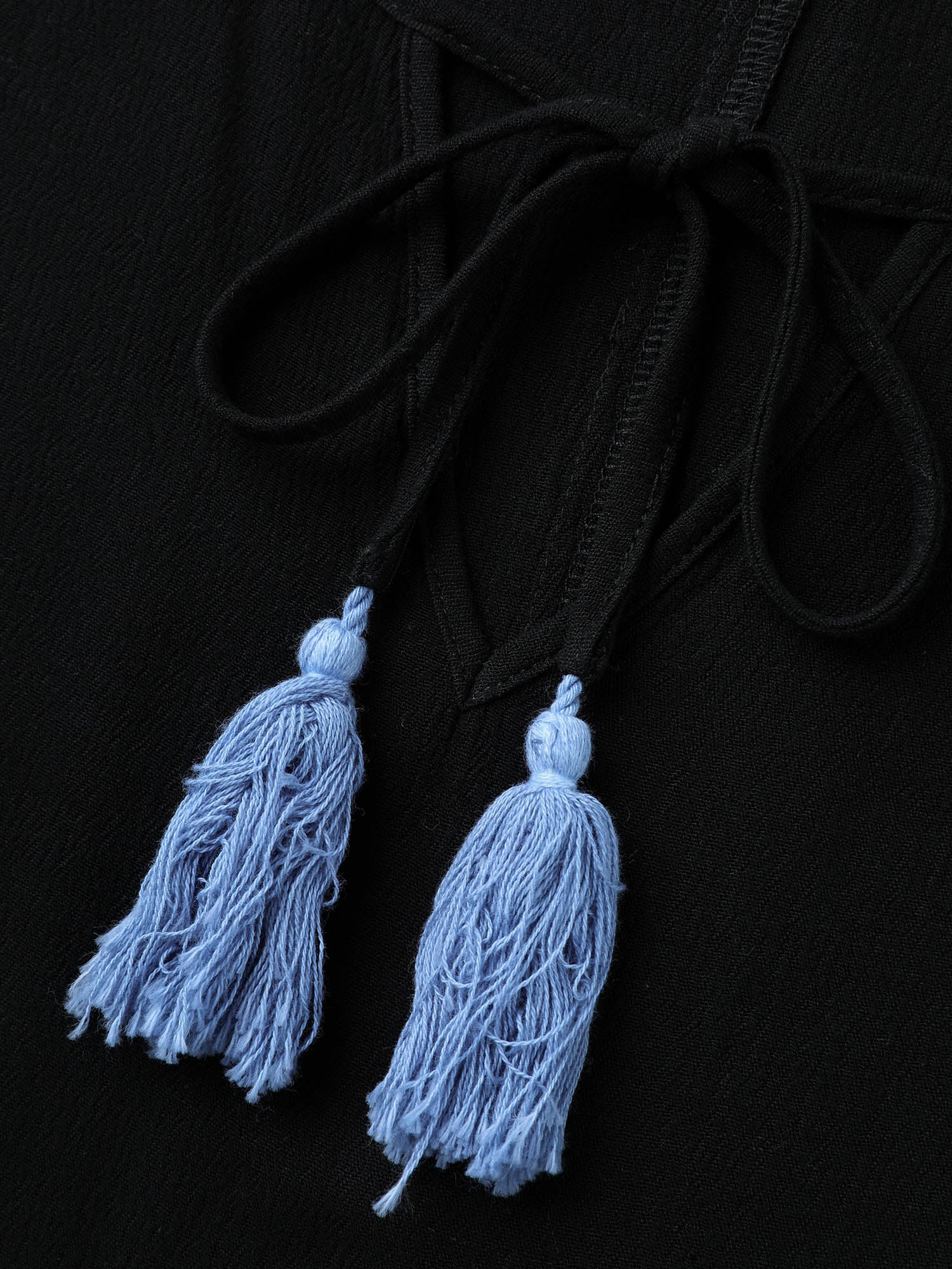 Textured Color Contrast Tassels Blouse