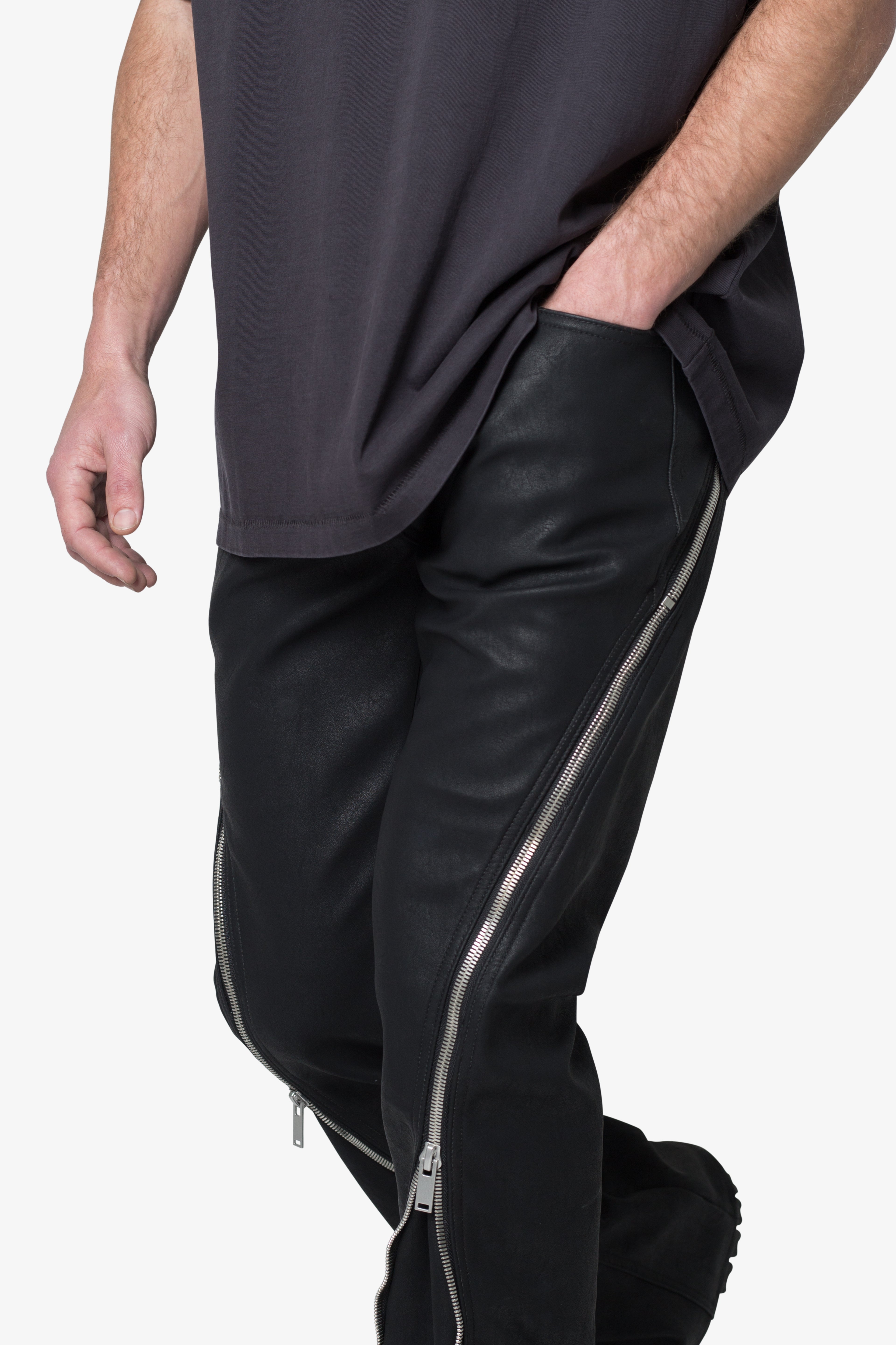 D519 Leather Zipper Flare Pants - Black