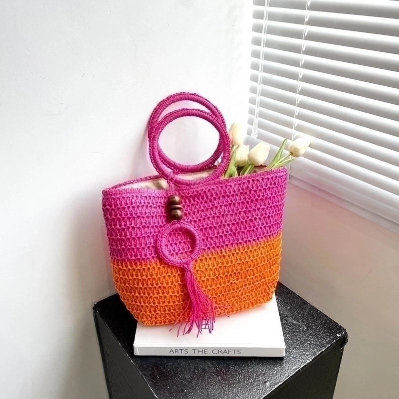 Women's Medium All Seasons Straw Streetwear Handbag
