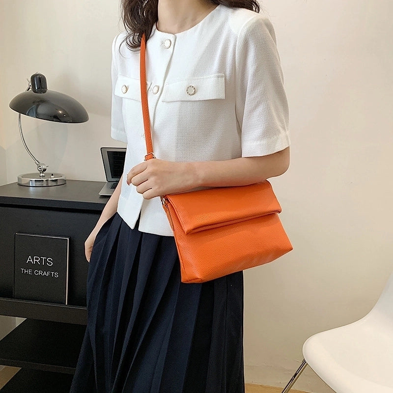 Women's Medium Pu Leather Solid Color Streetwear Square Flip Cover Shoulder Bag Crossbody Bag Square Bag