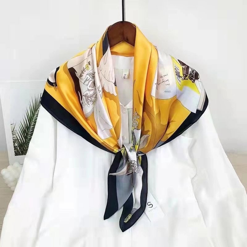 Women's Elegant Retro Printing Satin Silk Scarf