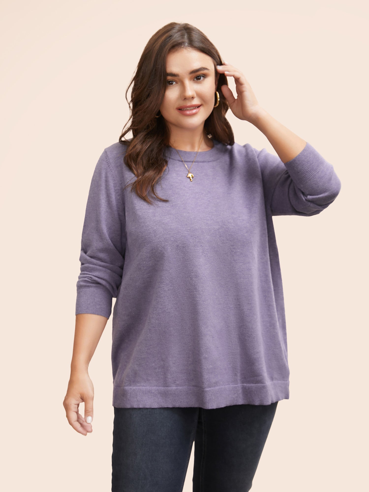 Round Neck Solid Cut Out Pullover