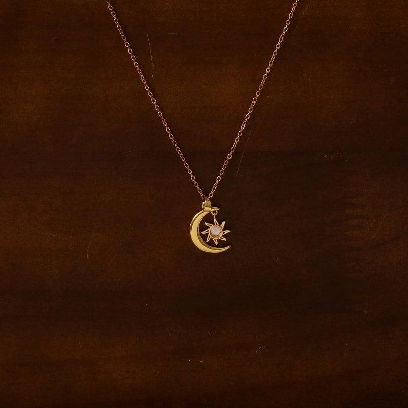 Elegant Retro Minimalist Devil's Eye 304 Stainless Steel Resin Zircon 18K Gold Plated Inlay Pendant Necklace