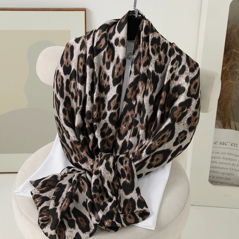 Women's Casual Elegant Printing Rose Satin Printing And Dyeing Printing Floral Silk Scarf Scarf