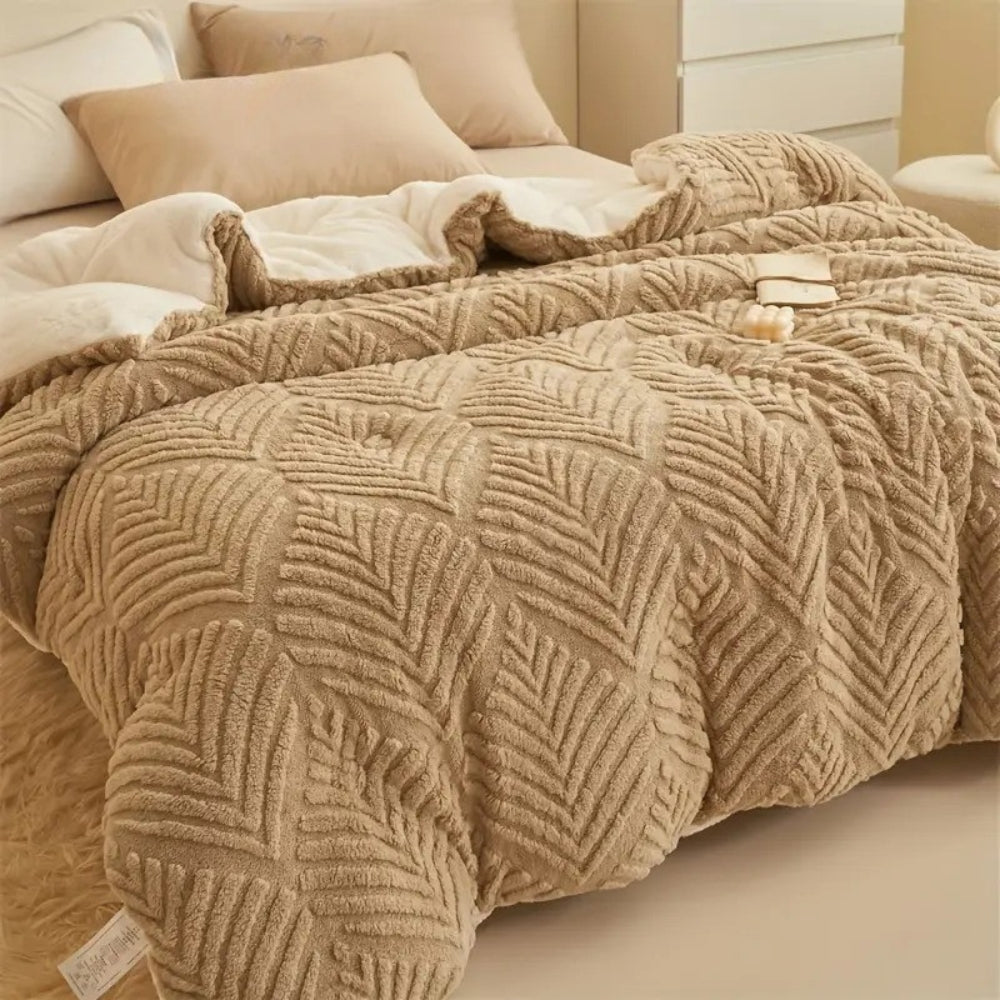 Cressida Deluxe Maple Design Blanket