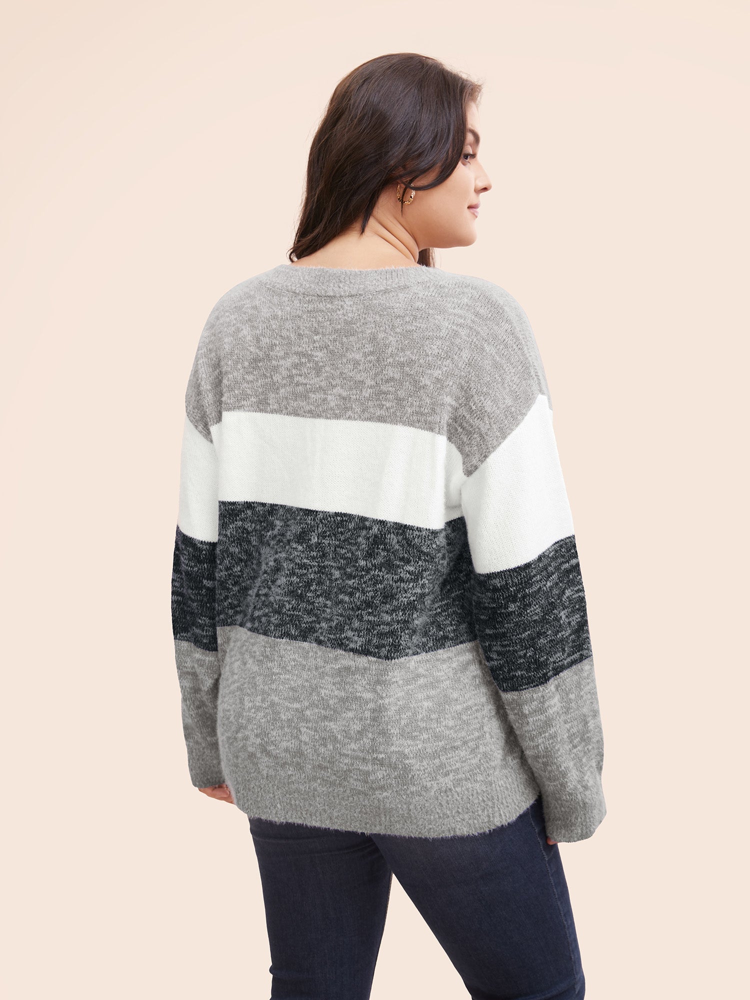 Colorblock Contrast Super Soft Plush Knit V Neck Pullover