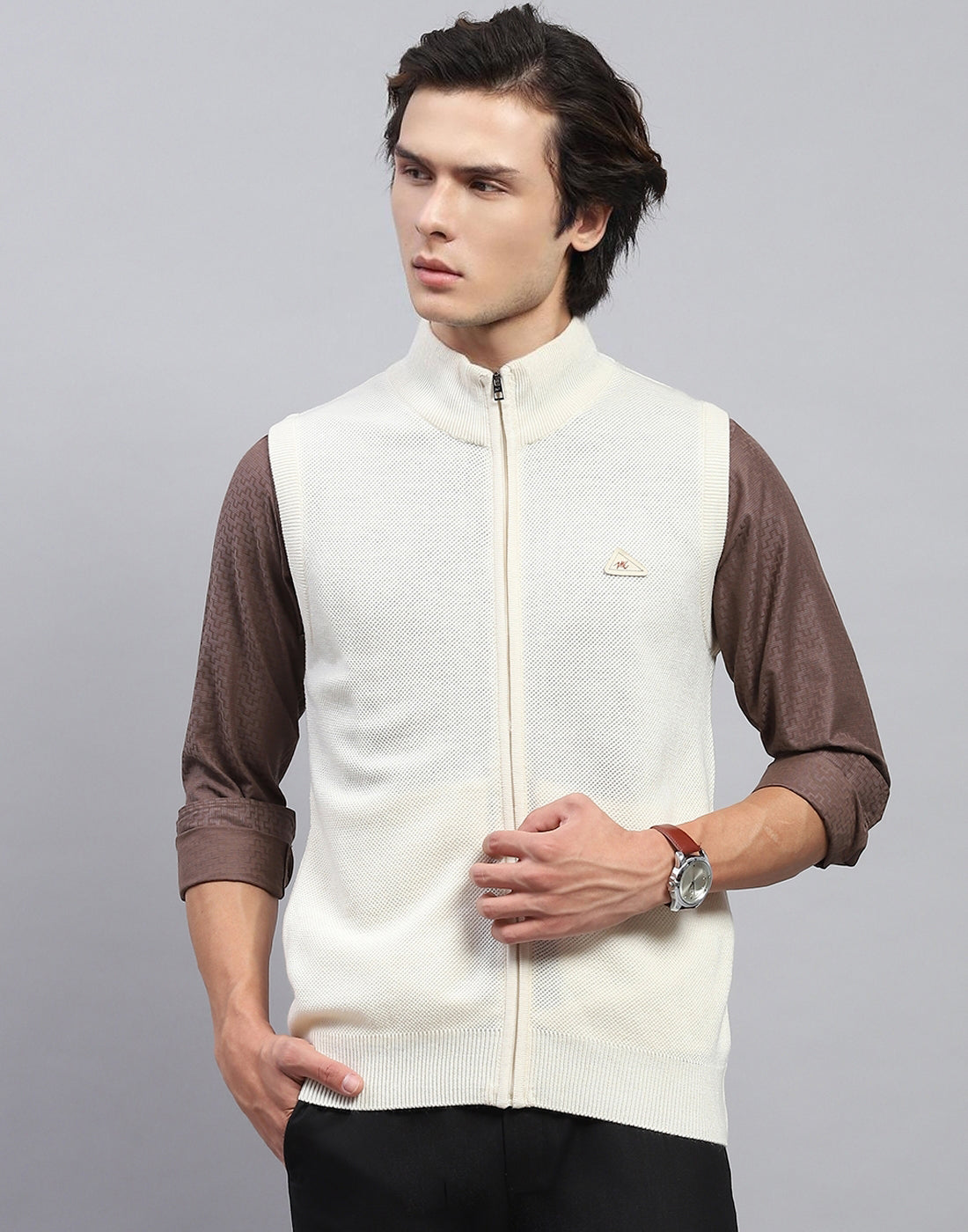 Men Off White Solid Mock Neck Sleeveless Jacket