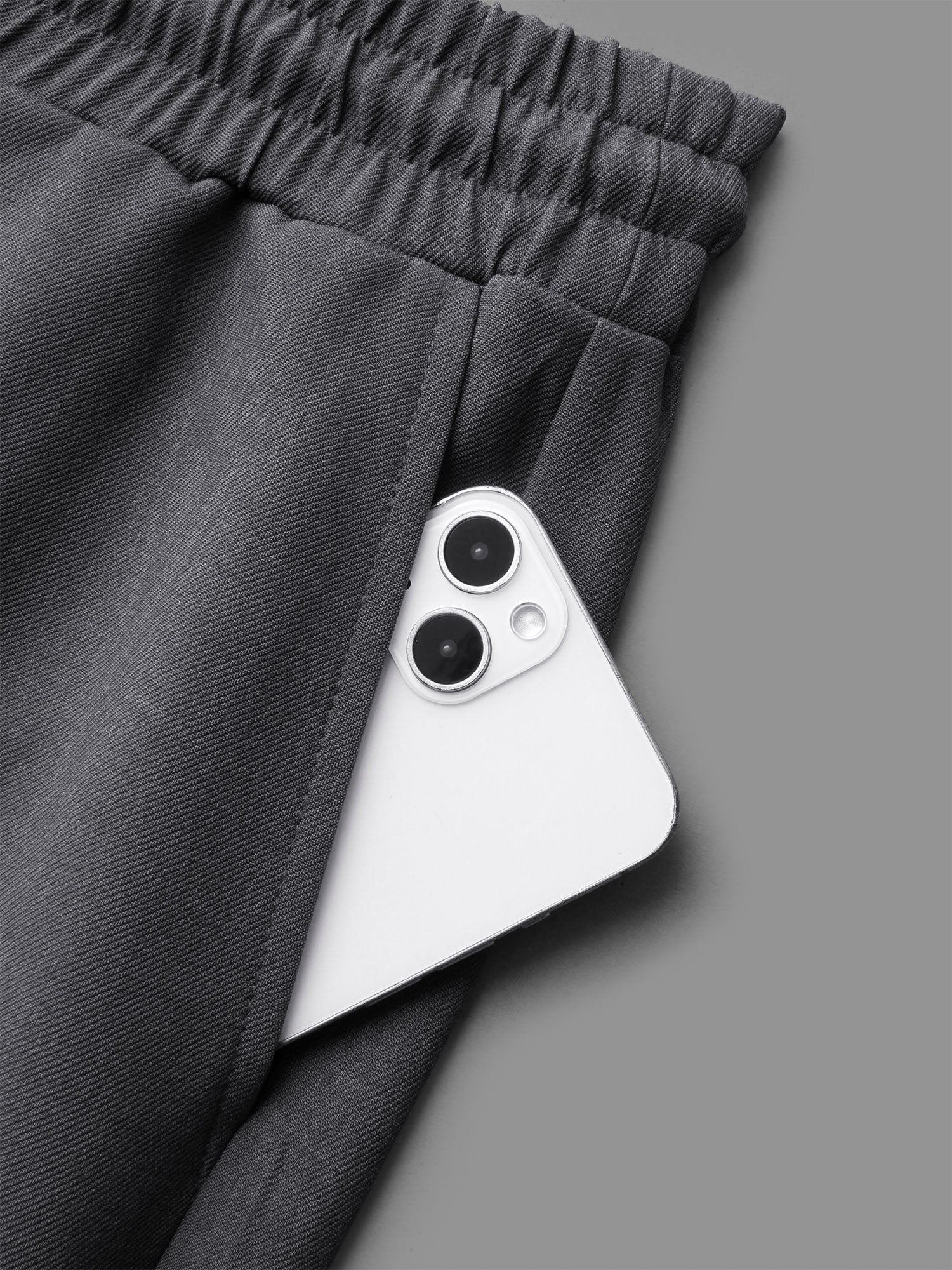 Elastic Waist Plicated Detail Slant Pocket Pants