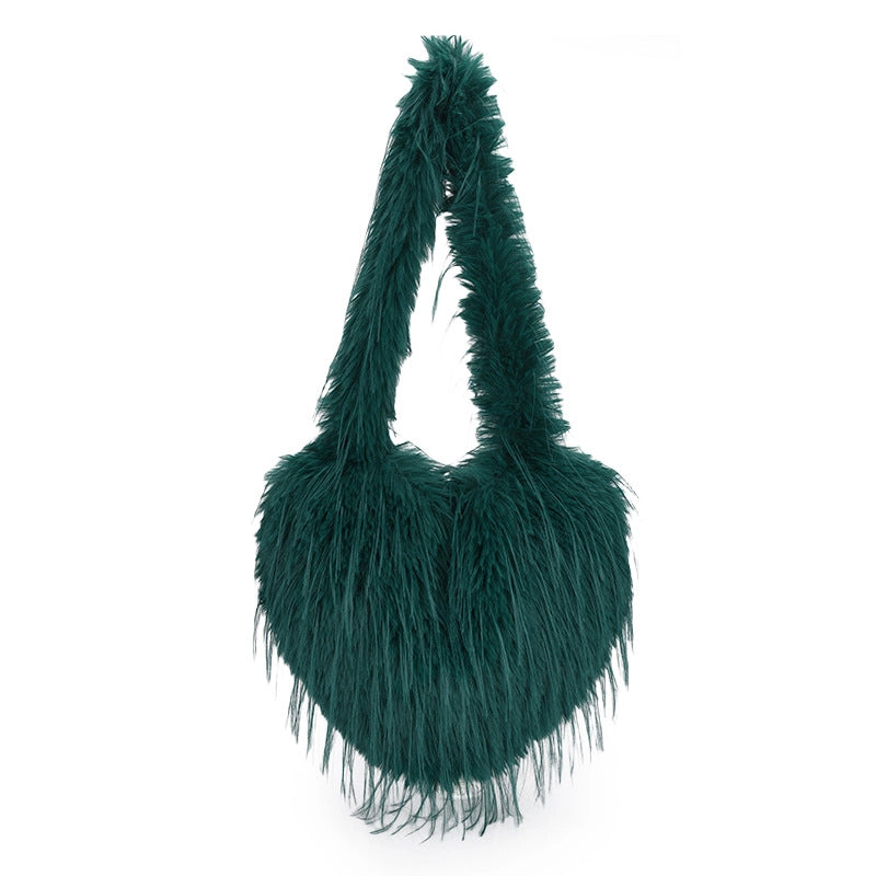 Women's Plush Heart Shape Solid Color Basic Classic Style Heart-shaped Magnetic Buckle Shoulder Bag