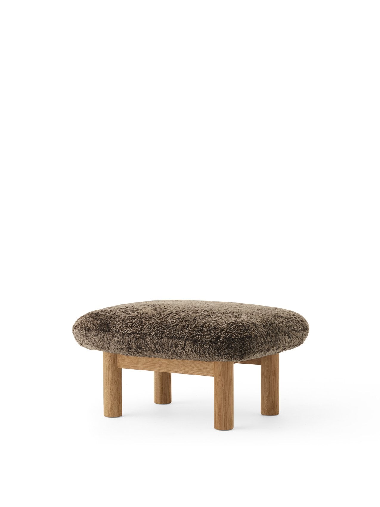 Brasilia Ottoman. Sheepskin
