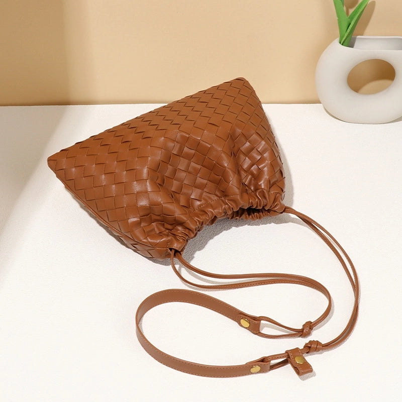 Women's Small Pu Leather Solid Color Vintage Style Classic Style Square String Shoulder Bag