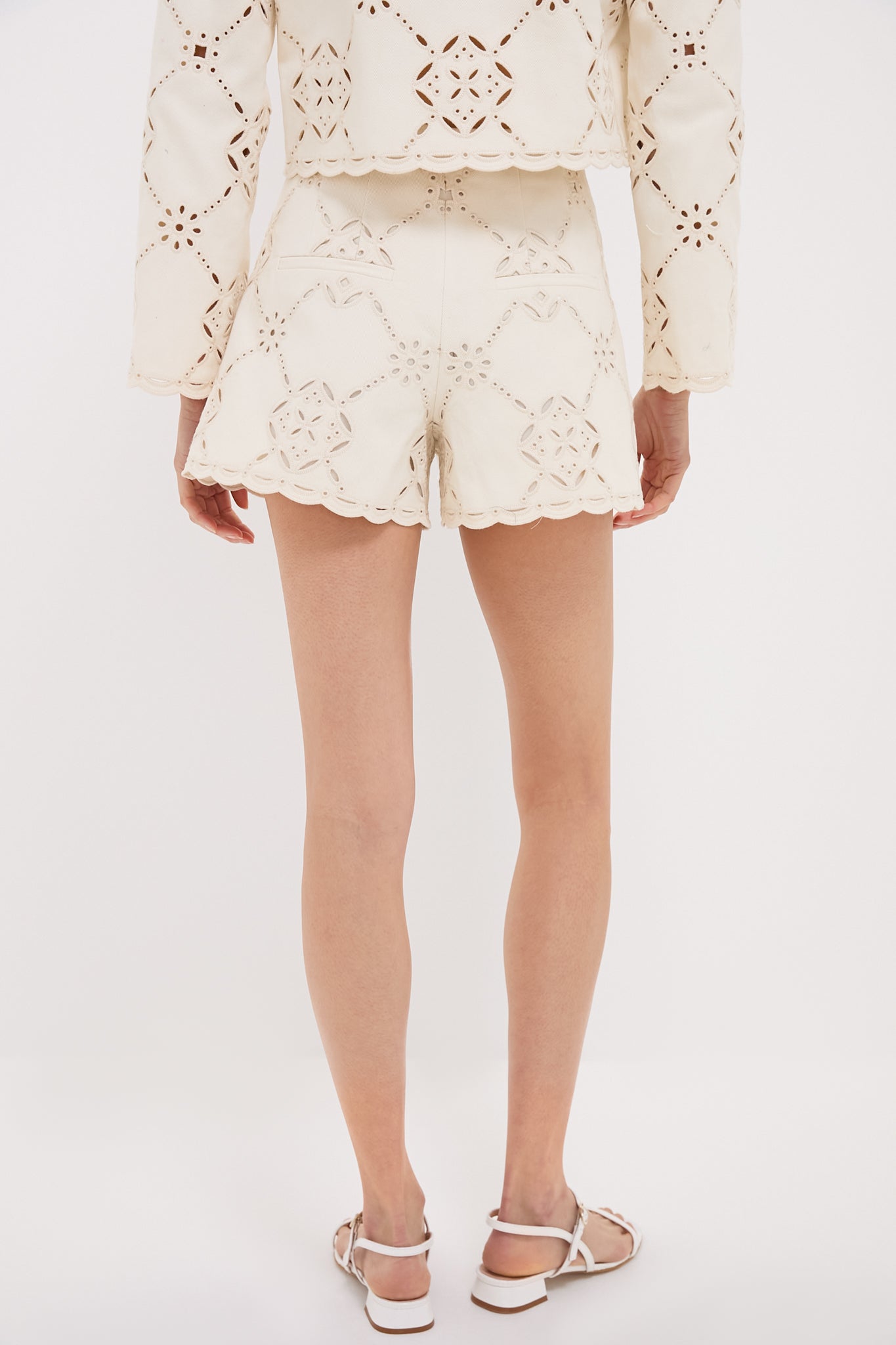 Ecru Jazmin Short
