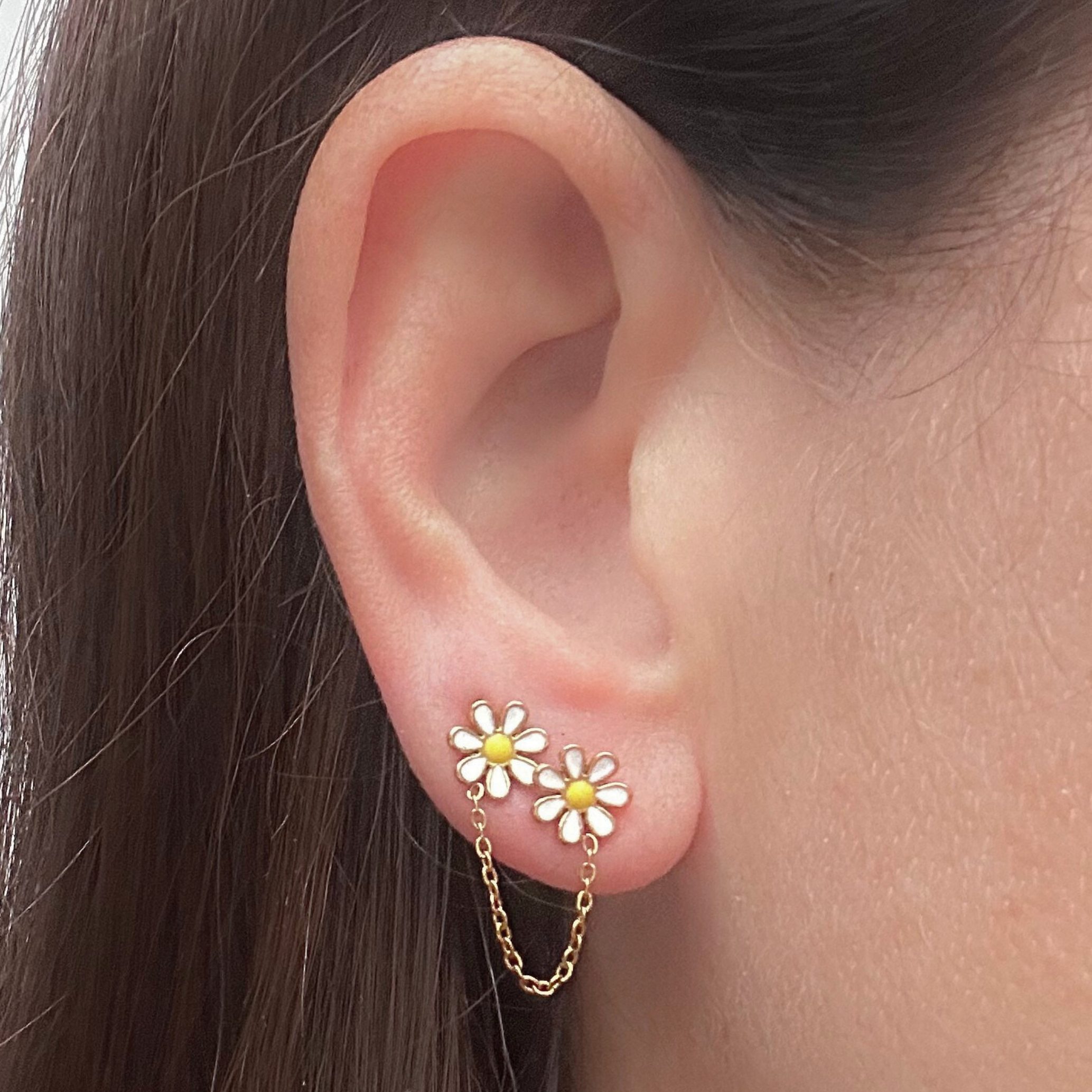 Chained daisy studs - Gold
