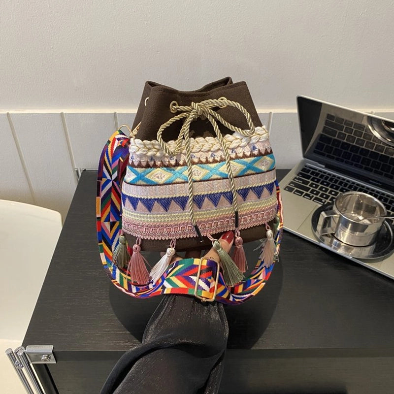 Women's Medium Canvas Geometric Ethnic Style Tassel String Bucket Bag