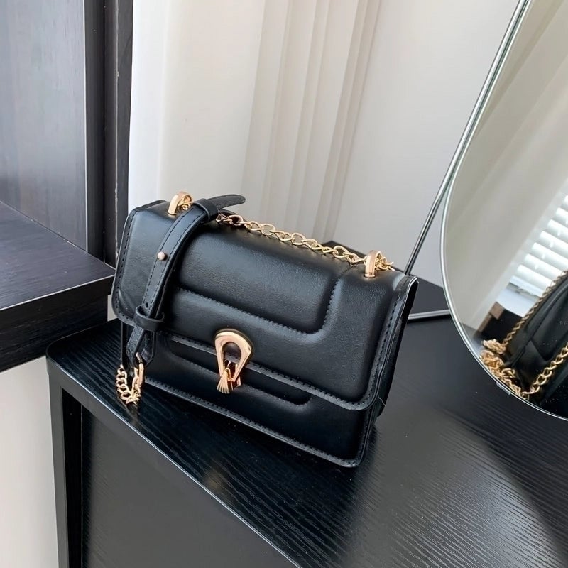 Women's Pu Leather Solid Color Classic Style Flip Cover Shoulder Bag