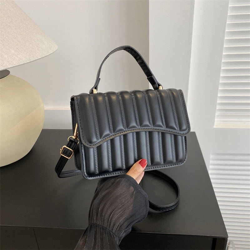 Women's All Seasons Pu Leather Solid Color Classic Style Square Flip Cover Handbag
