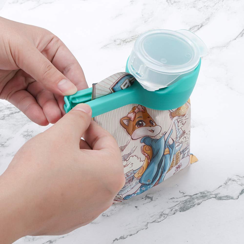 Food bag clipswith Pour Spouts