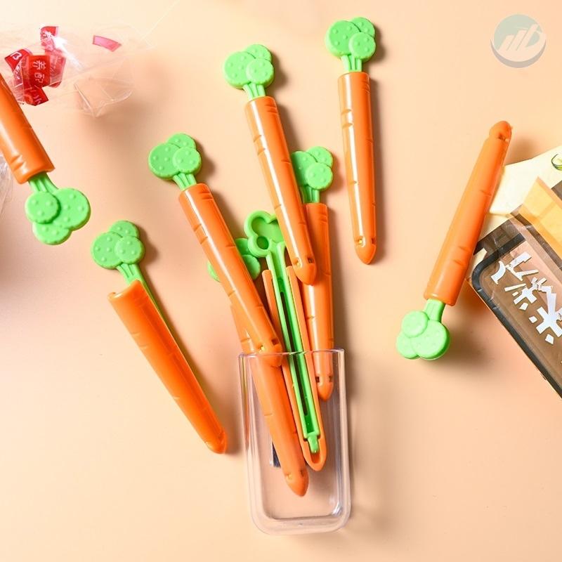 Carrot Food bag sealing clip. 5 PCs