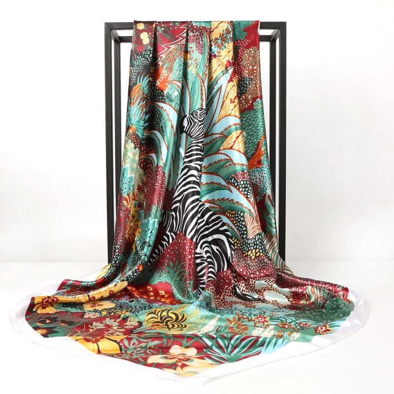 Unisex Casual Leopard Satin Printing And Dyeing Printing Dyeing Silk Scarf Kerchief Bandanas