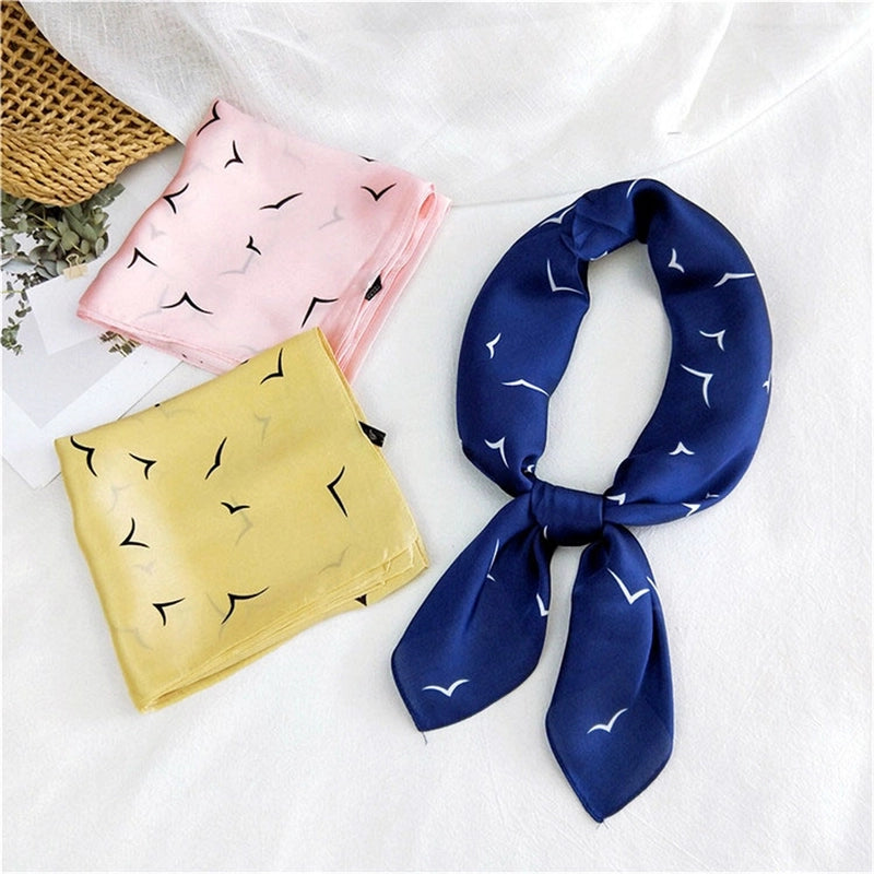 Women's Minimalist Printing Satin Silk Scarf