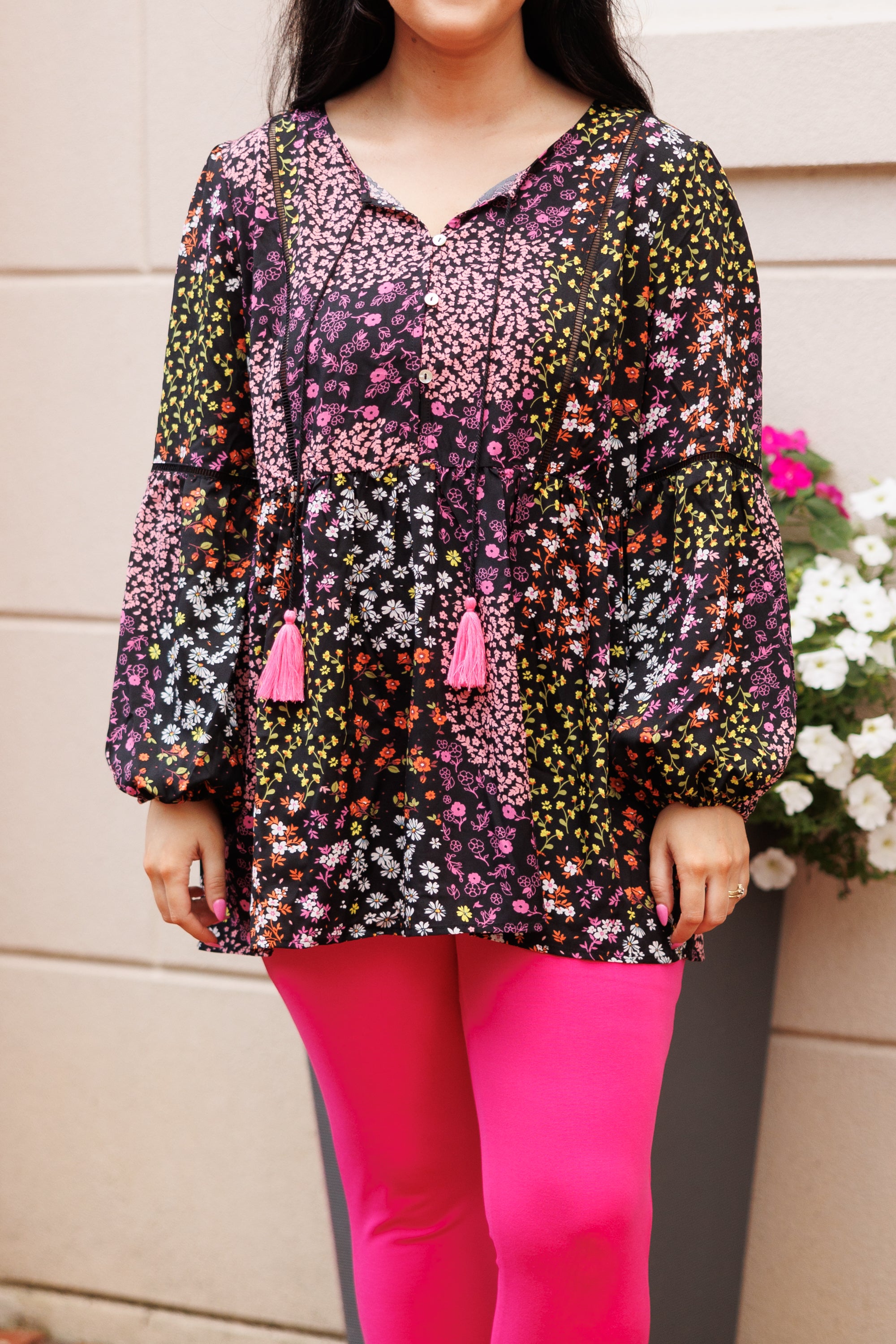 Dazzling Lights Top. Black