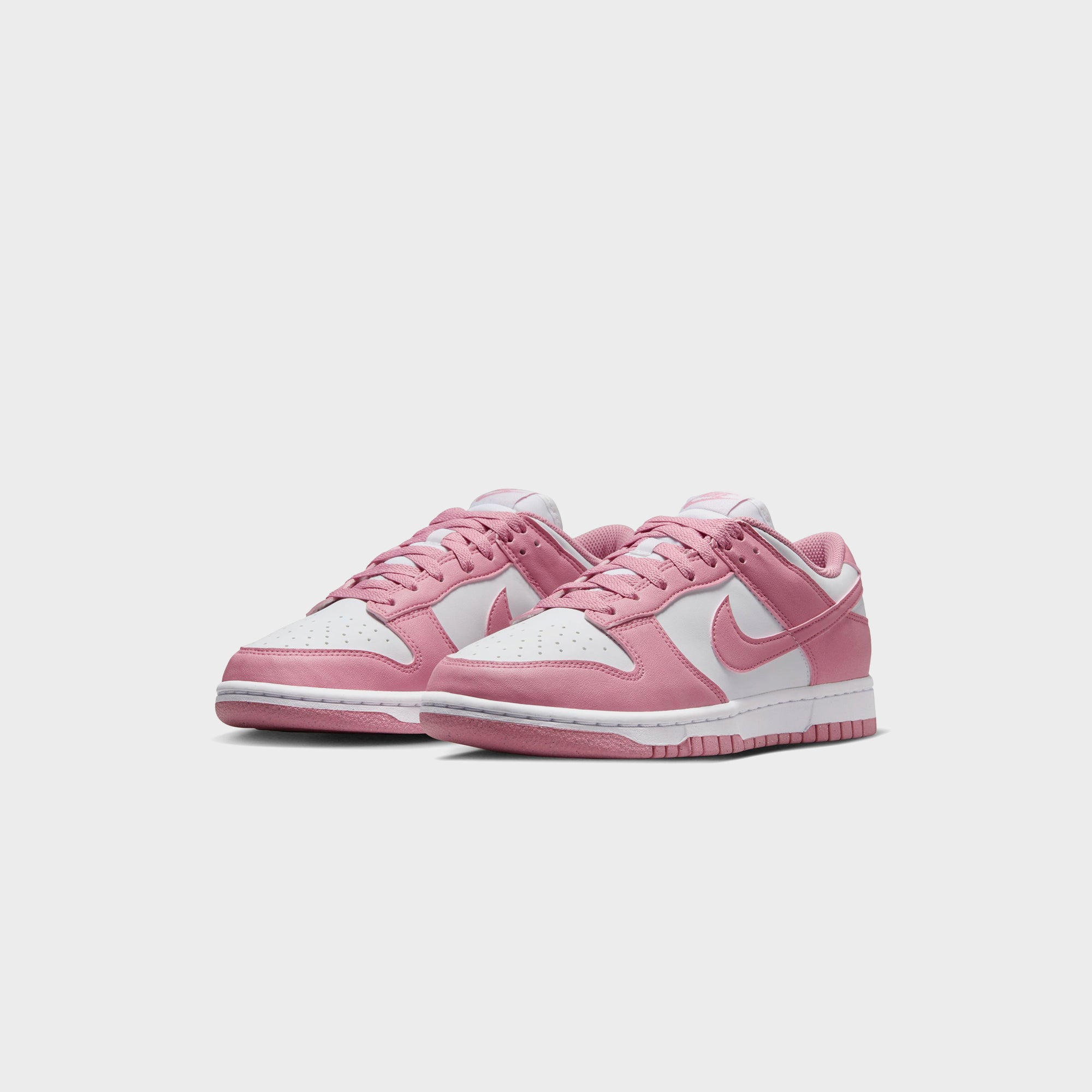 Nike WMNS Dunk Low - White / Elemental Pink