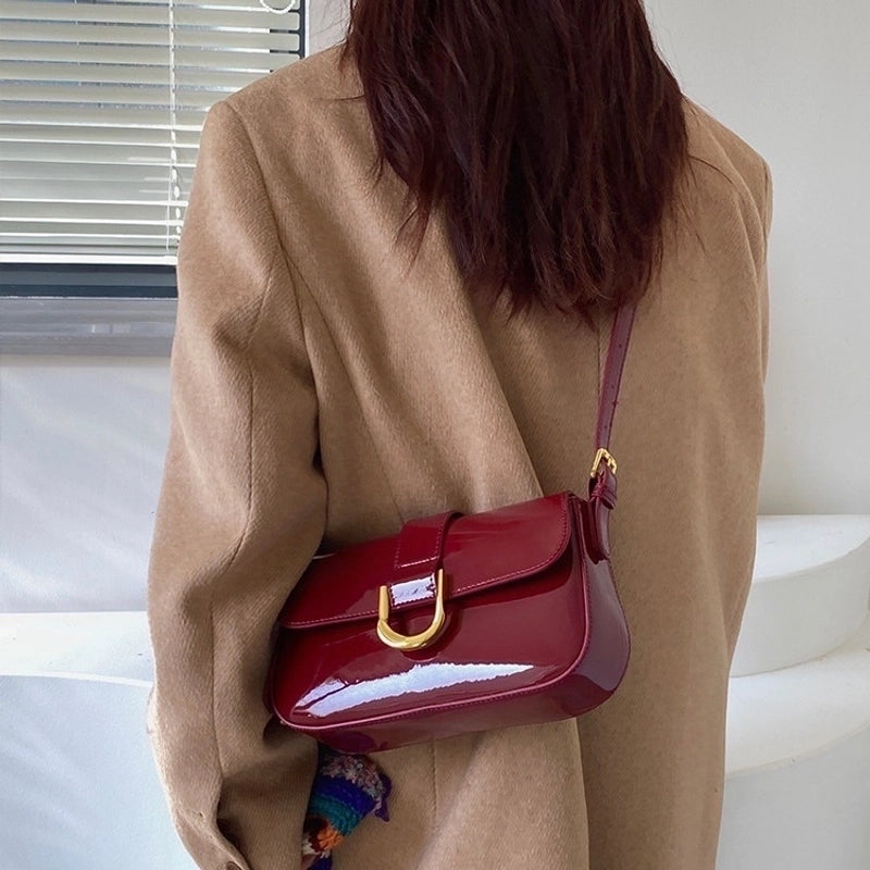 Women's Medium Pu Leather Solid Color Vintage Style Classic Style Square Zipper Crossbody Bag