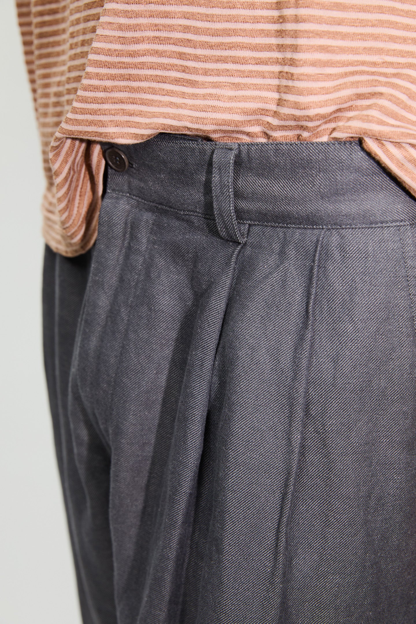 Wide-leg Trousers