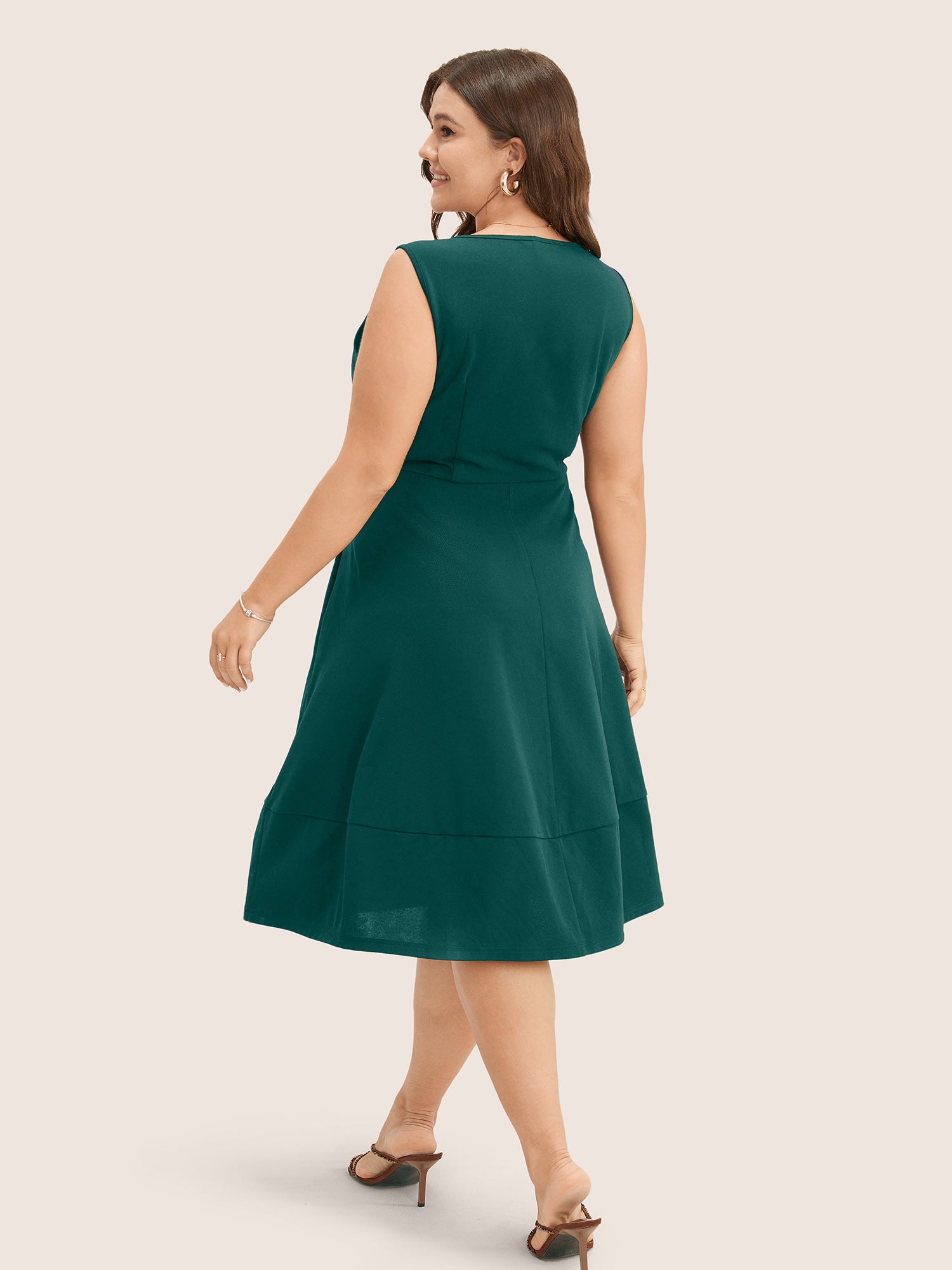 Solid Pocket Sleeveless Ruffle Hem Tank Dress