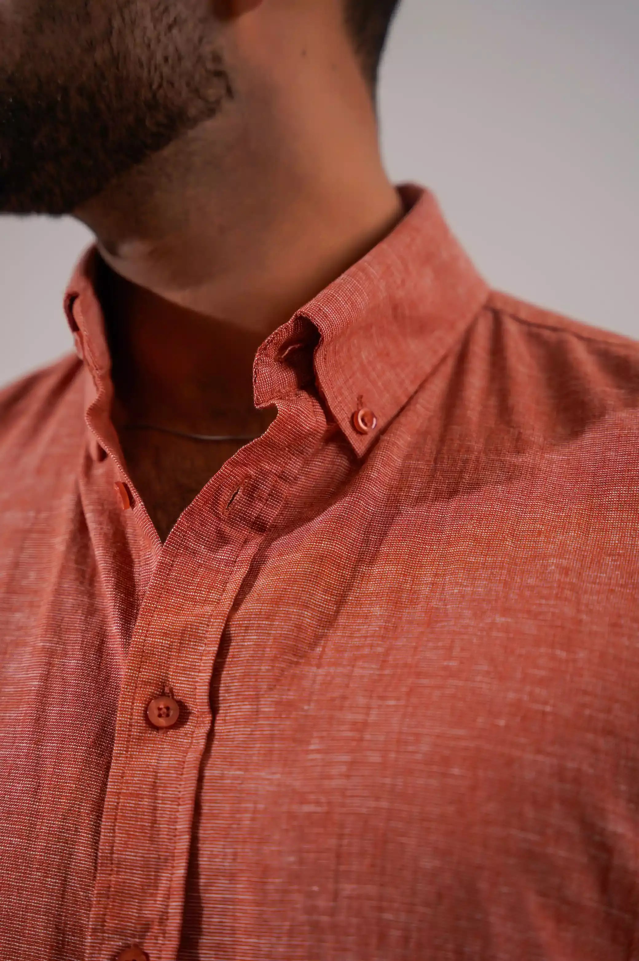 BASIC BUTTON DOWN SHIRT