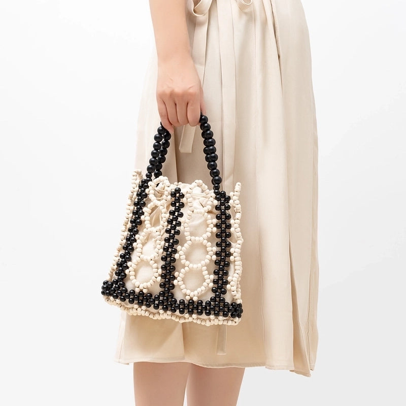 Women's Medium Summer Maple Solid Color Vacation String Straw Bag
