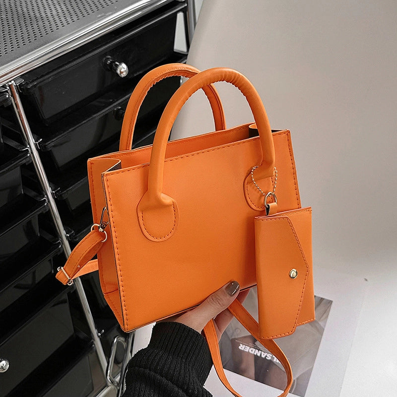 Women's All Seasons Pu Leather Solid Color Elegant Streetwear Square Zipper Square Bag