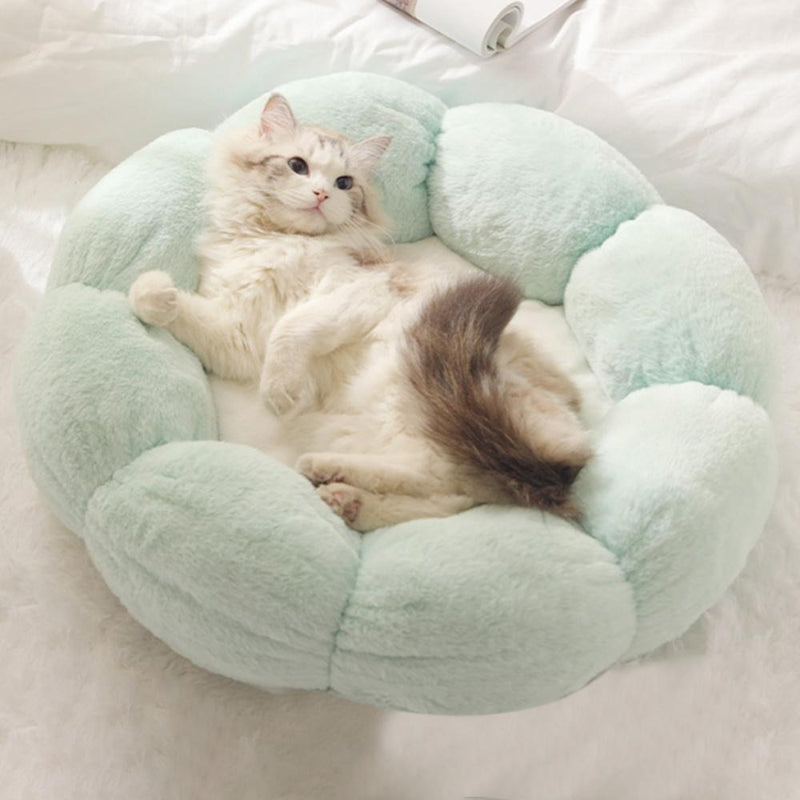 Round Flower Shape Cat Bed