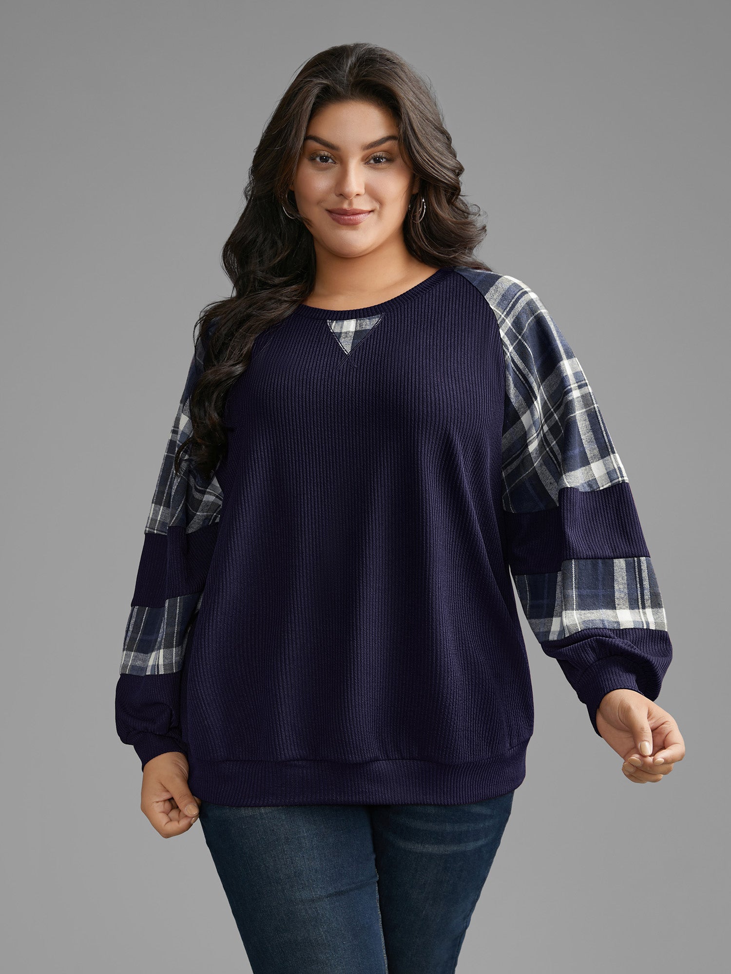 Plaid Patchwork Raglan Sleeve Sweatshirt