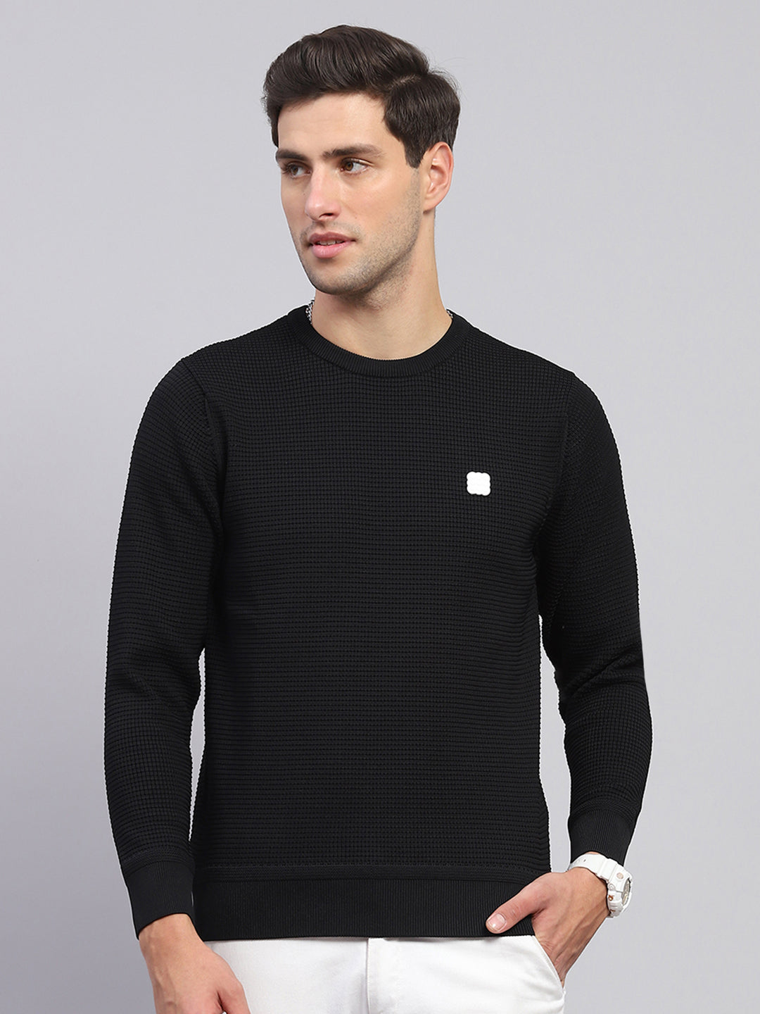 Men Black Solid Round Neck Full Sleeve Pullover